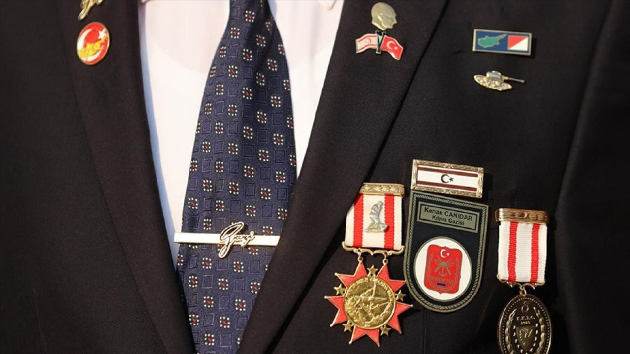 37 bin 567 Kıbrıs kahramanı ve yakınına madalya verildi