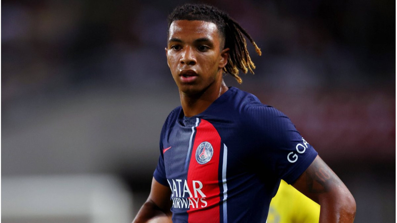 Ndour'un İstanbul'a ineceği saat belli oldu