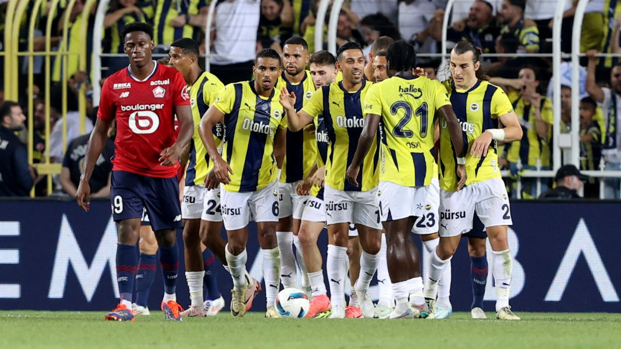 Lille 10 kişi kaldı. Taraftar bir anda başladı