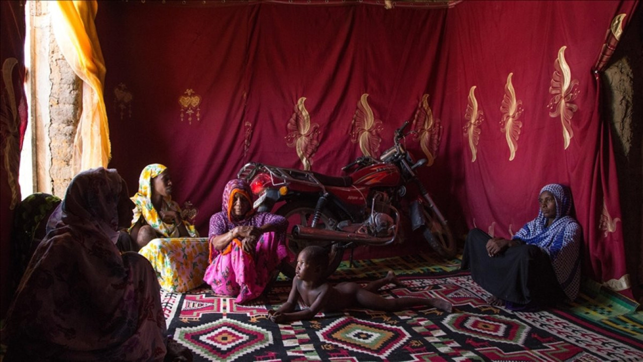 754 milyon yetişkin okuyup yazamıyor