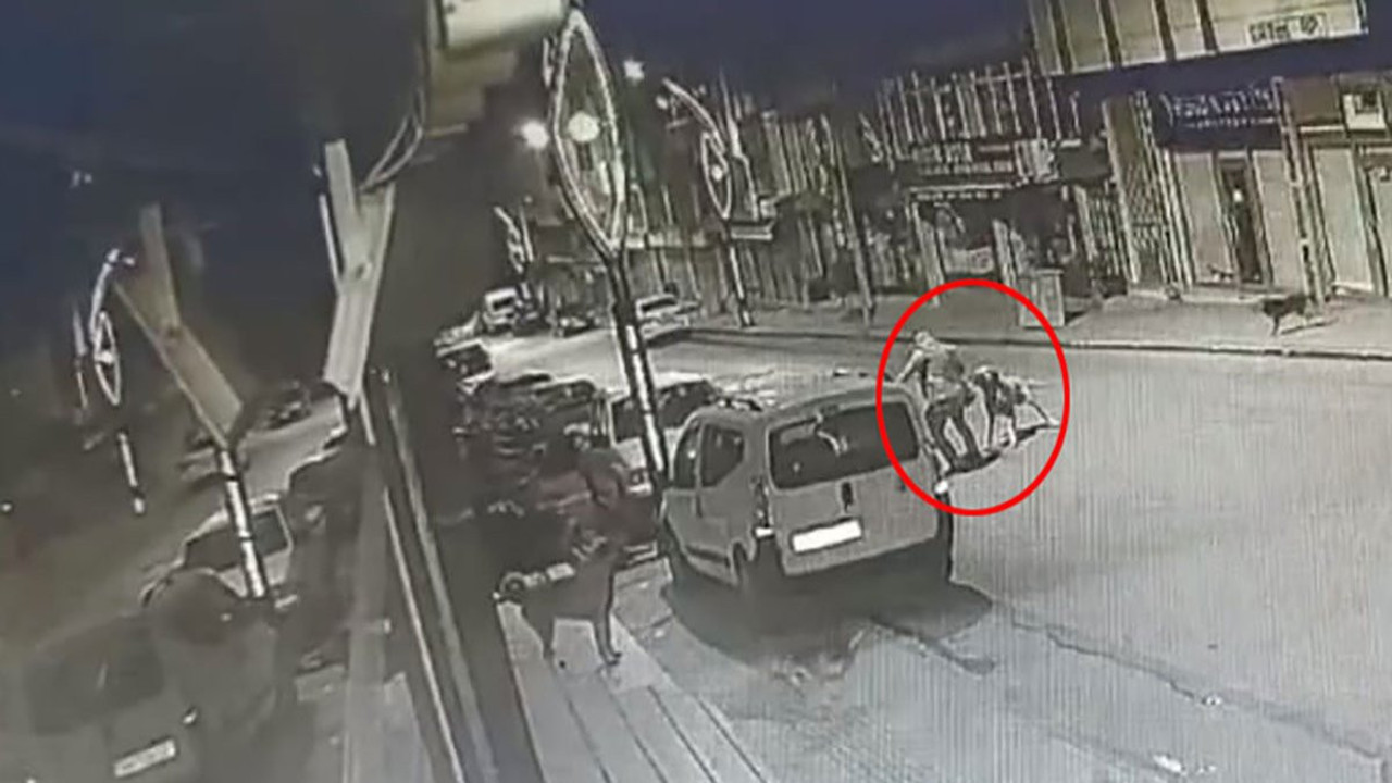 Yolda yürürken sokak köpeklerinin saldırısına uğradı