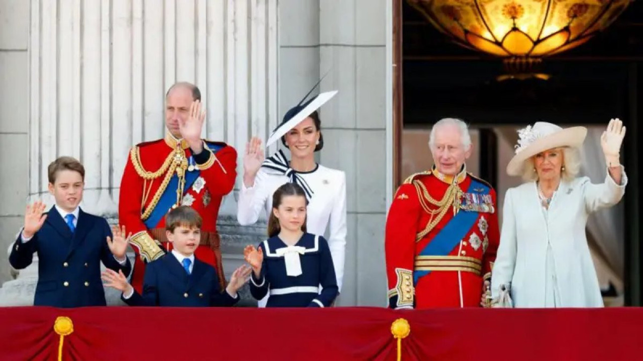 Emeklilere yakıt yardımları kesilen İngiltere’de kraliyetin maliyeti 510 milyon sterlin