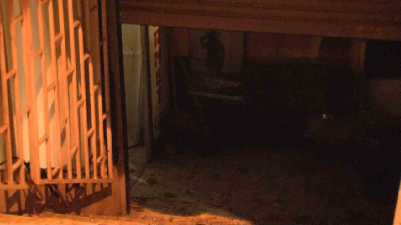 İstanbul'da iş yerine ses bombalı saldırı