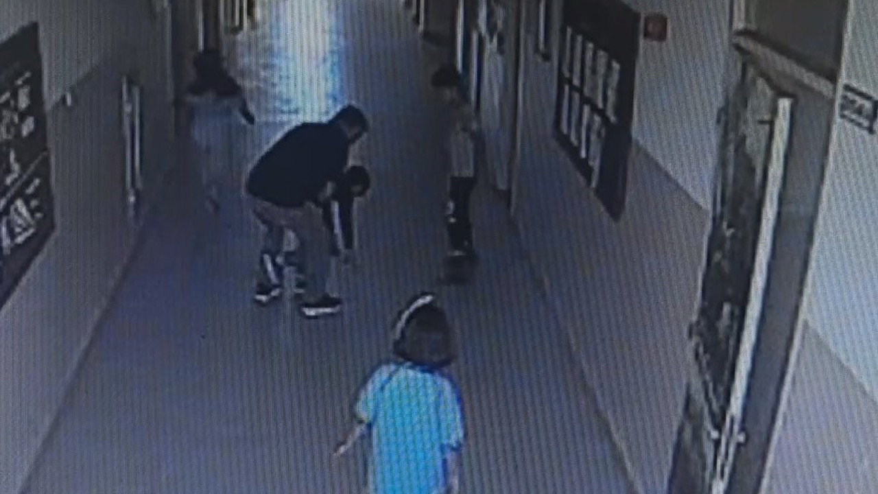 ’Heimlich’ manevrası ile öğrencisini ölümden kurtardı