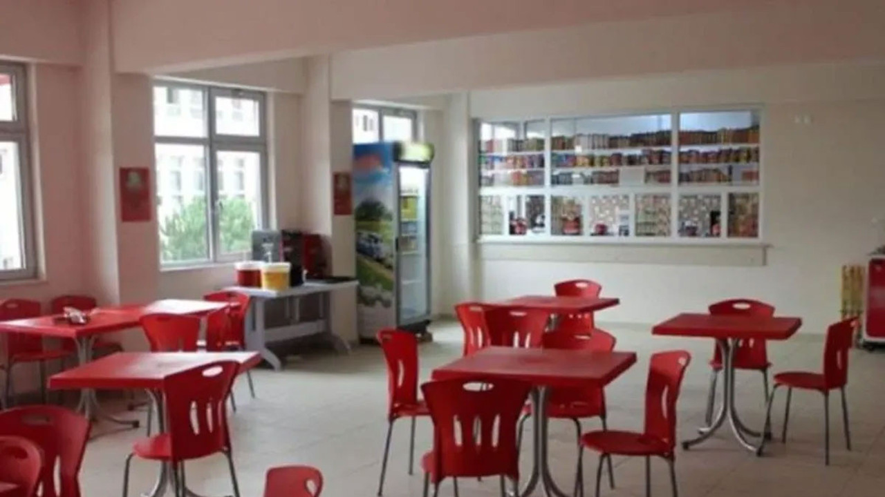 Seçim vaatleri unutuldu! Öğrenciler için 'askıda tost' uygulaması başladı