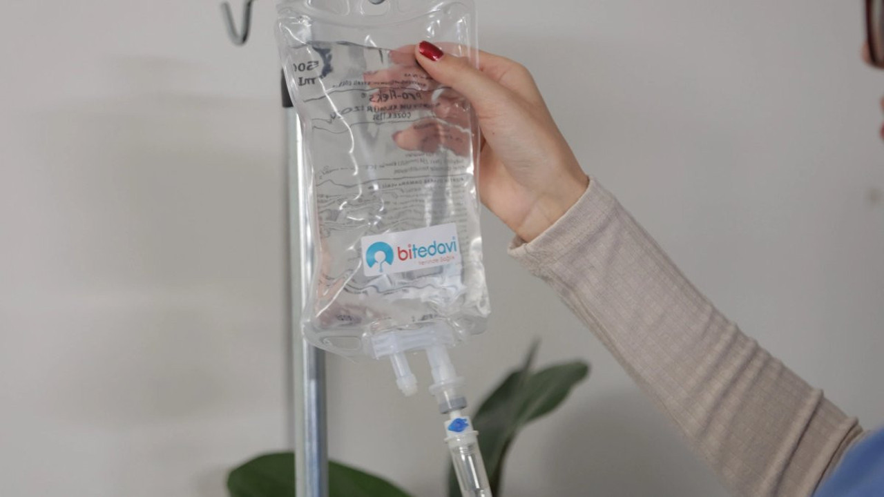 Evde yapılan serum uygulamaları ölüm saçıyor! Uzmanlar uyarılarını açıkladı