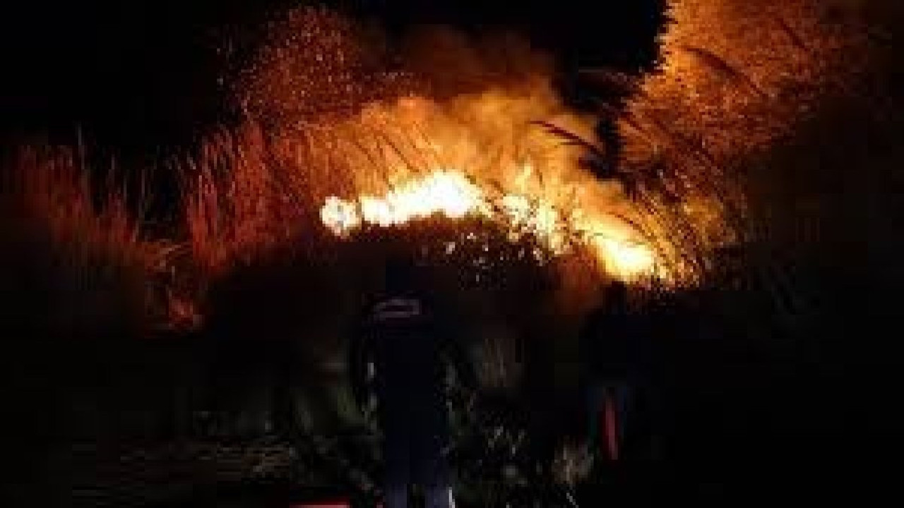 Sazlıkta iki farklı yangın