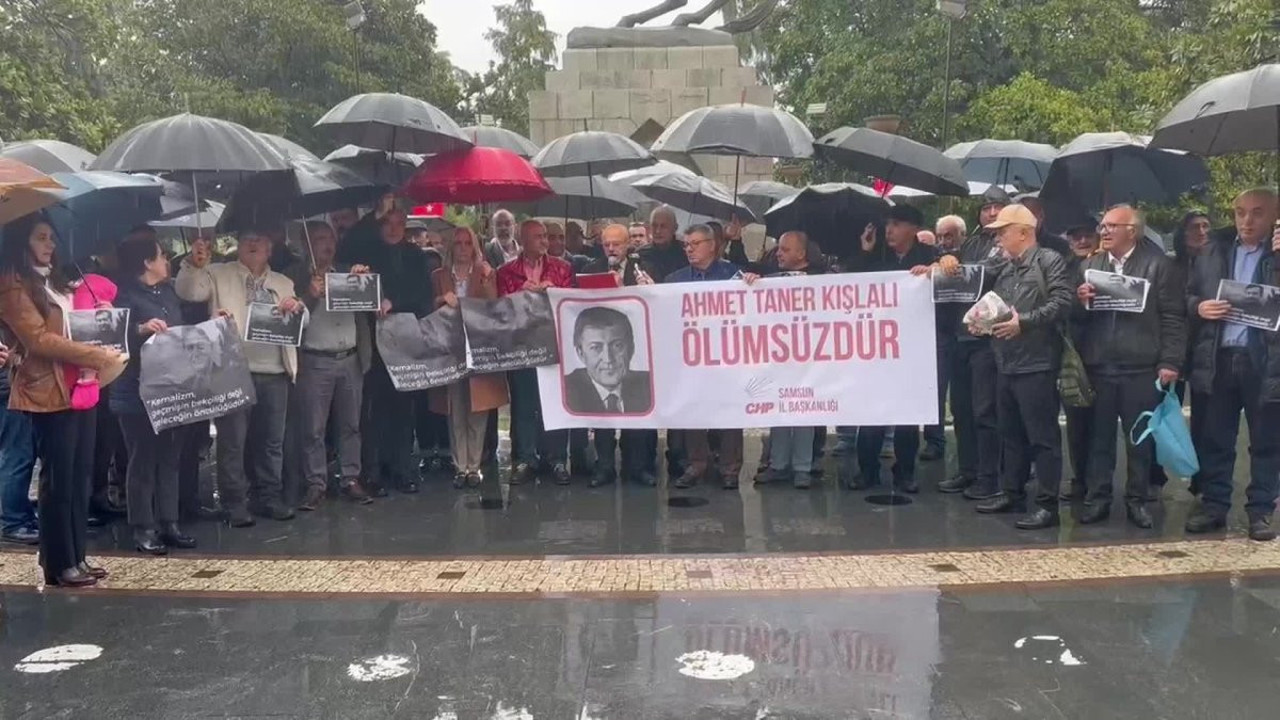 Ahmet Taner Kışlalı anıldı