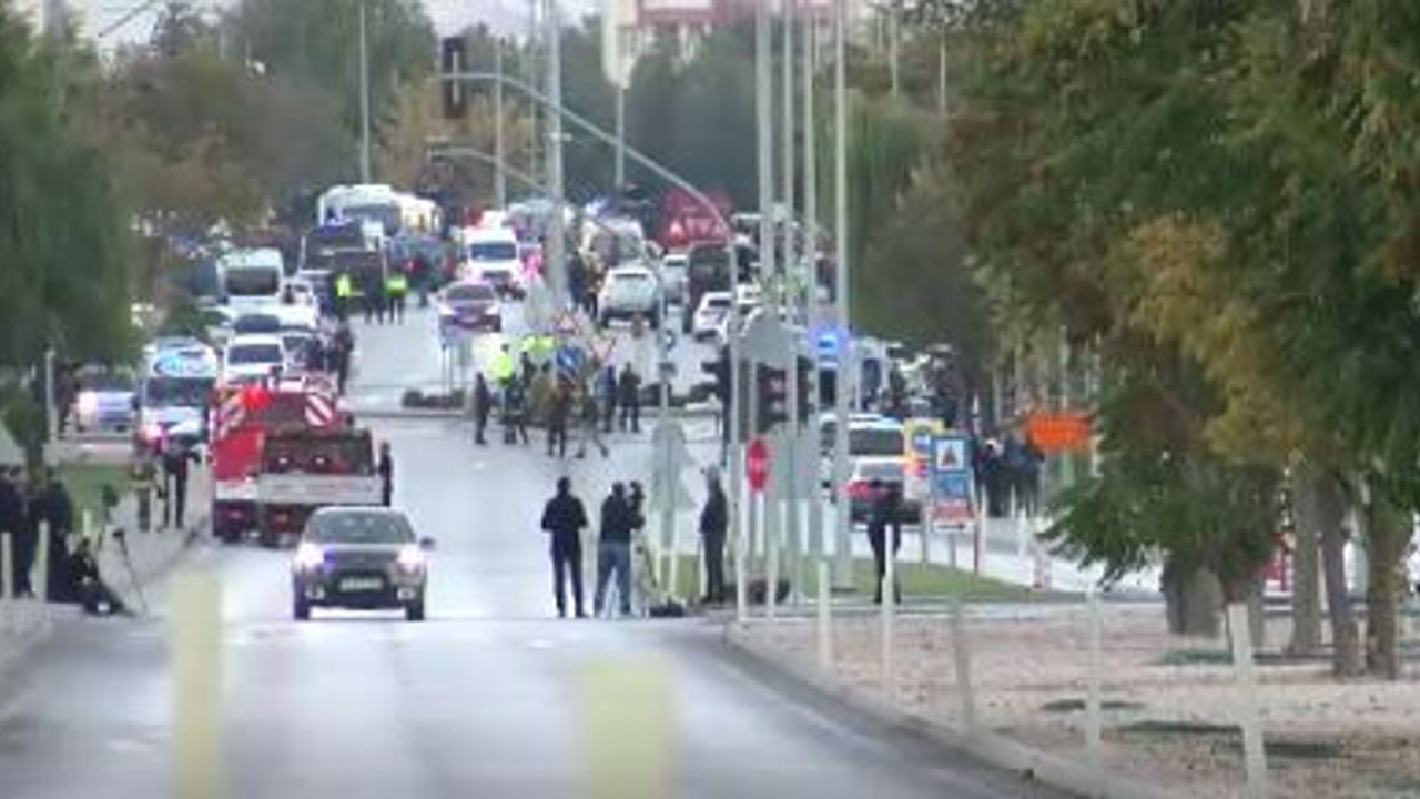 Kadın mühendis, eşinin gönderdiği evlilik yıl dönümü çiçeğini almak isterken şehit oldu