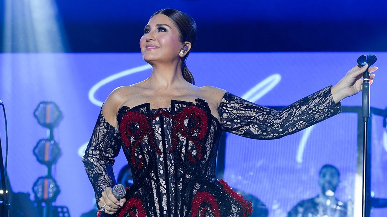 Sibel Can, sezonu açtı