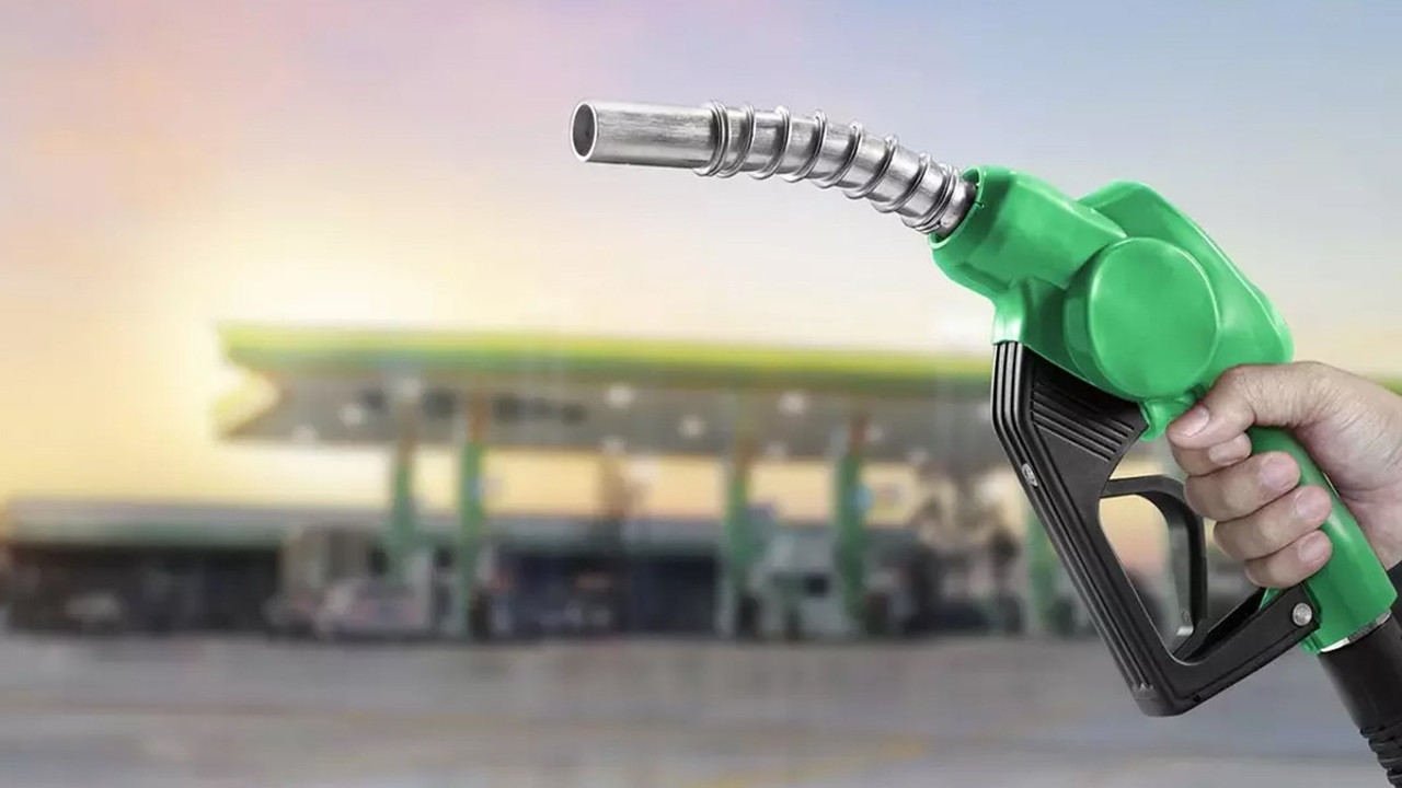 Akaryakıt fiyatları güncellendi! Benzin ve motorinde tabela değişti (18 Kasım 2024)