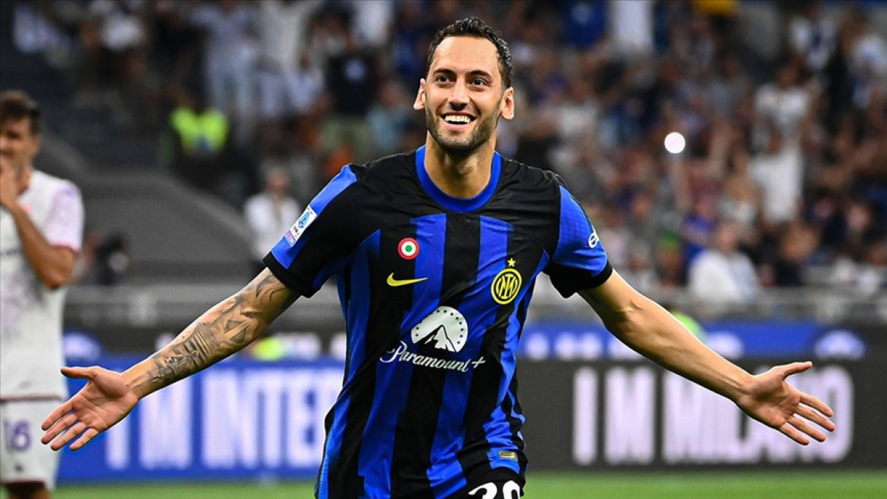 Hakan Çalhanoğlu İnter'in yüzünü güldürdü. Milli futbolcu Leipzig maçına yetişecek