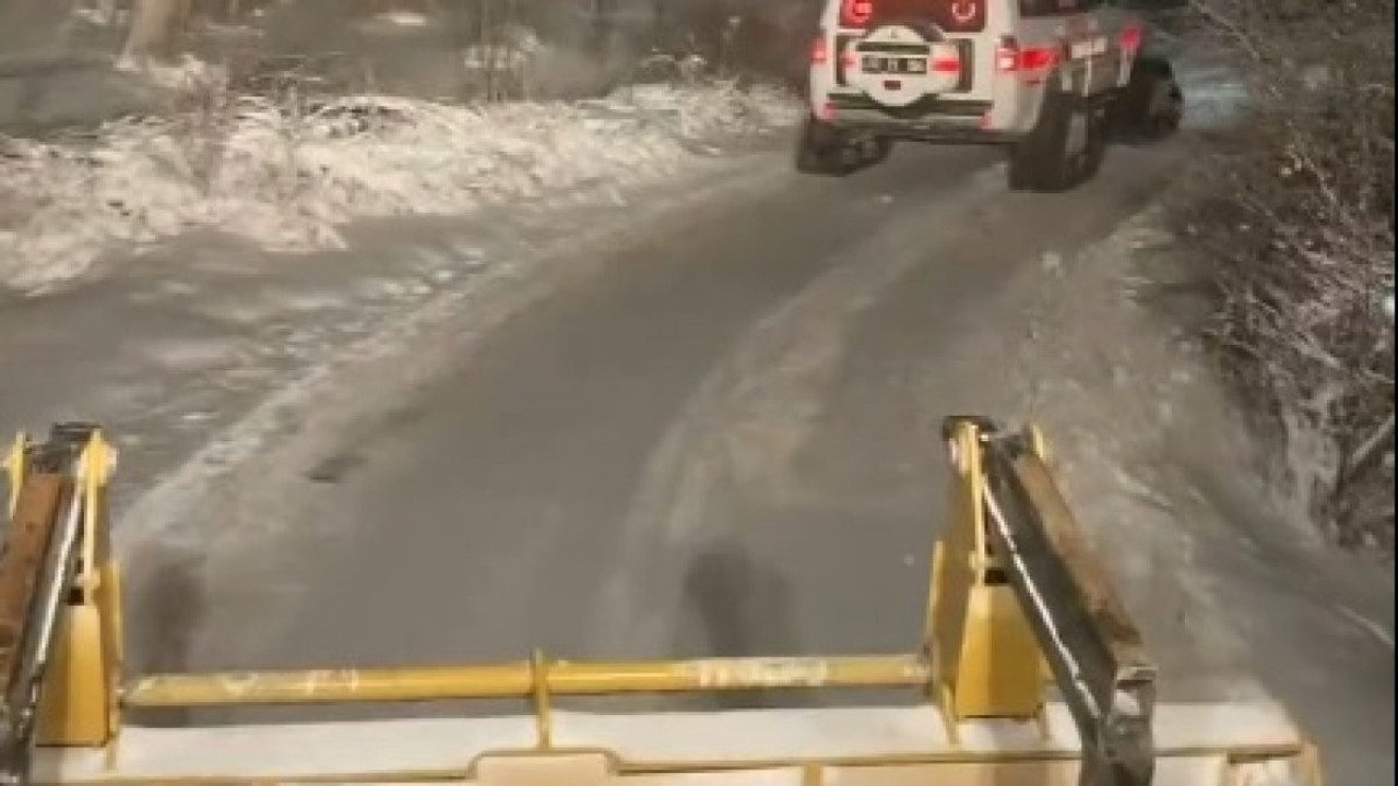 Tipiden kaçan çobanlar mağaraya sığındı