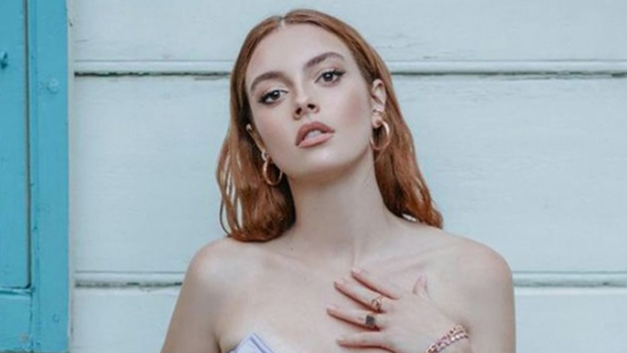 Melis Sezen'in çöl pozları beğeni yağmuruna tutuldu