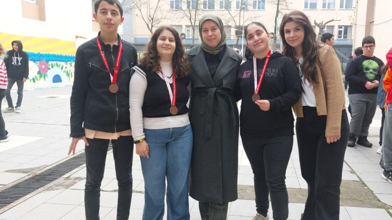 Gün boyu spor yaptılar hepsi madalya kazandı