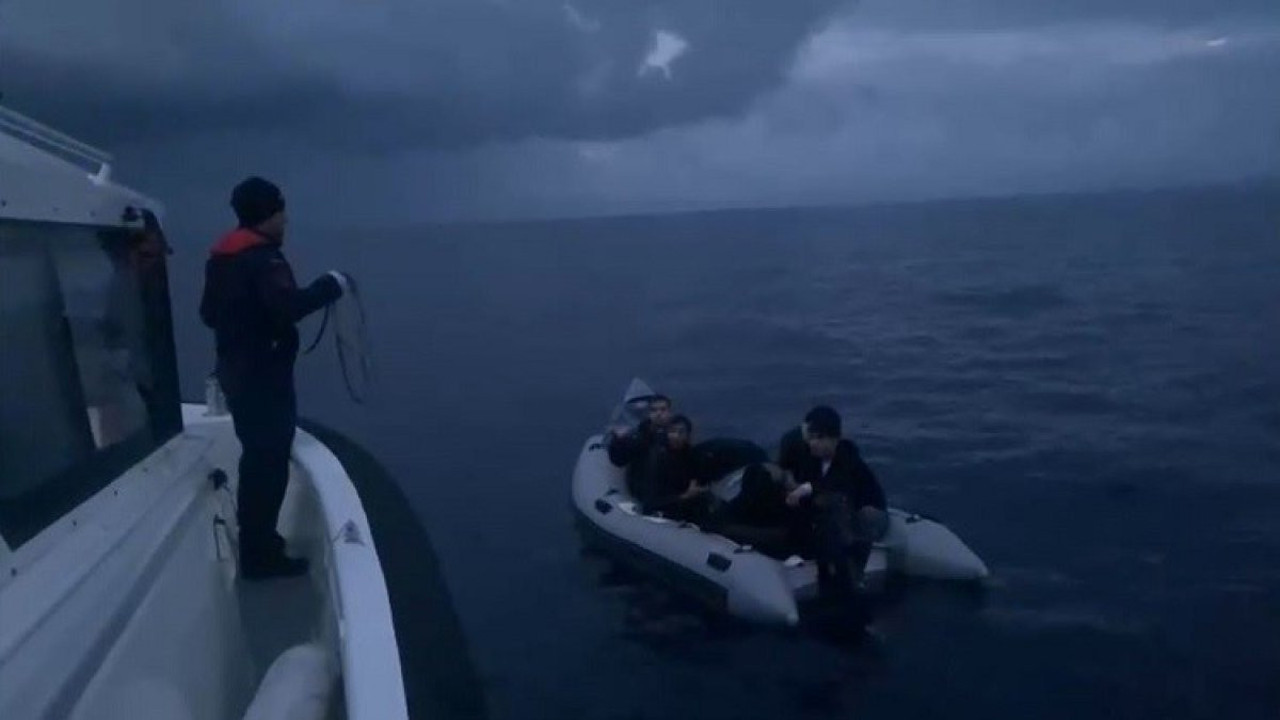 Aydın'da 4 düzensiz göçmen kurtarıldı