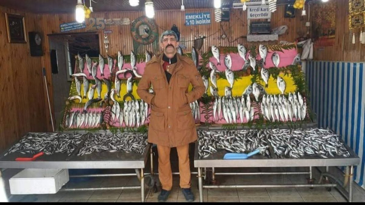 Evde çıkan tartışma sokağa taştı! İş arkadaşını bıçakla öldürdü