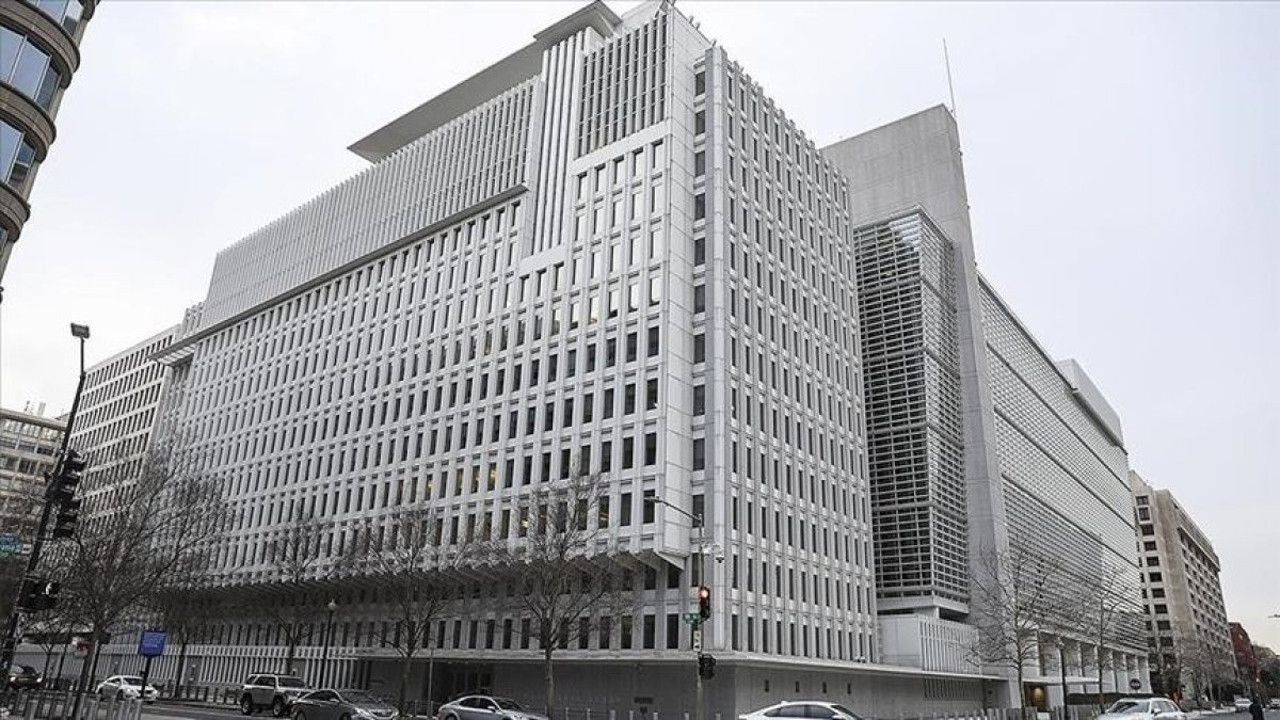 ABD'den Ukrayna'ya milyarlarca dolar kredi