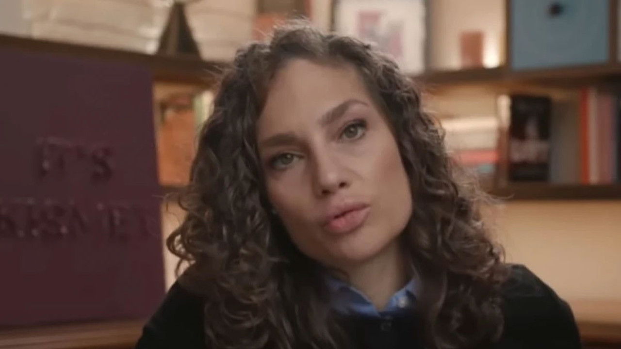 Nevşin Mengü gözaltına alındı