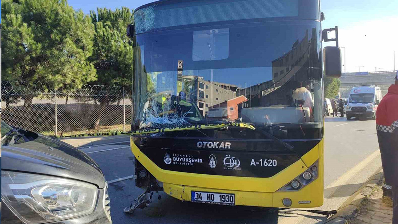 Başakşehir’deki kazada İETT otobüsü kaldırıma çıktı: 1 ölü 1 yaralı