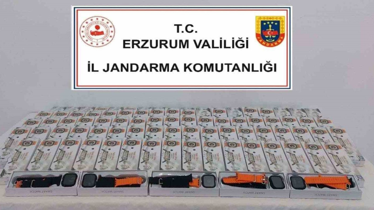 Erzurum'da gümrük kaçağı akıllı saatlere el konuldu