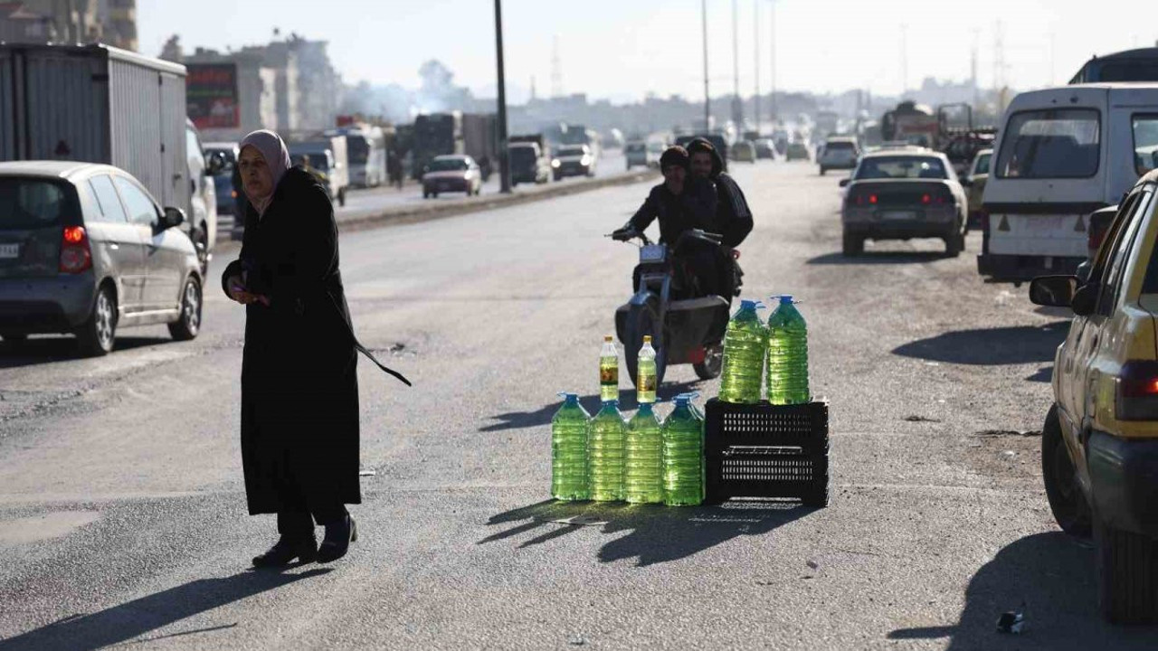 Suriye’de benzin seyyara düştü