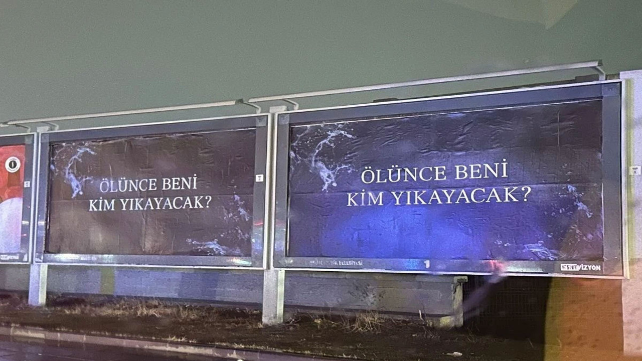 Bakanın eşi TRT'nin afişine ateş püskürdü. "Bu nedirrrr" diye isyan etti