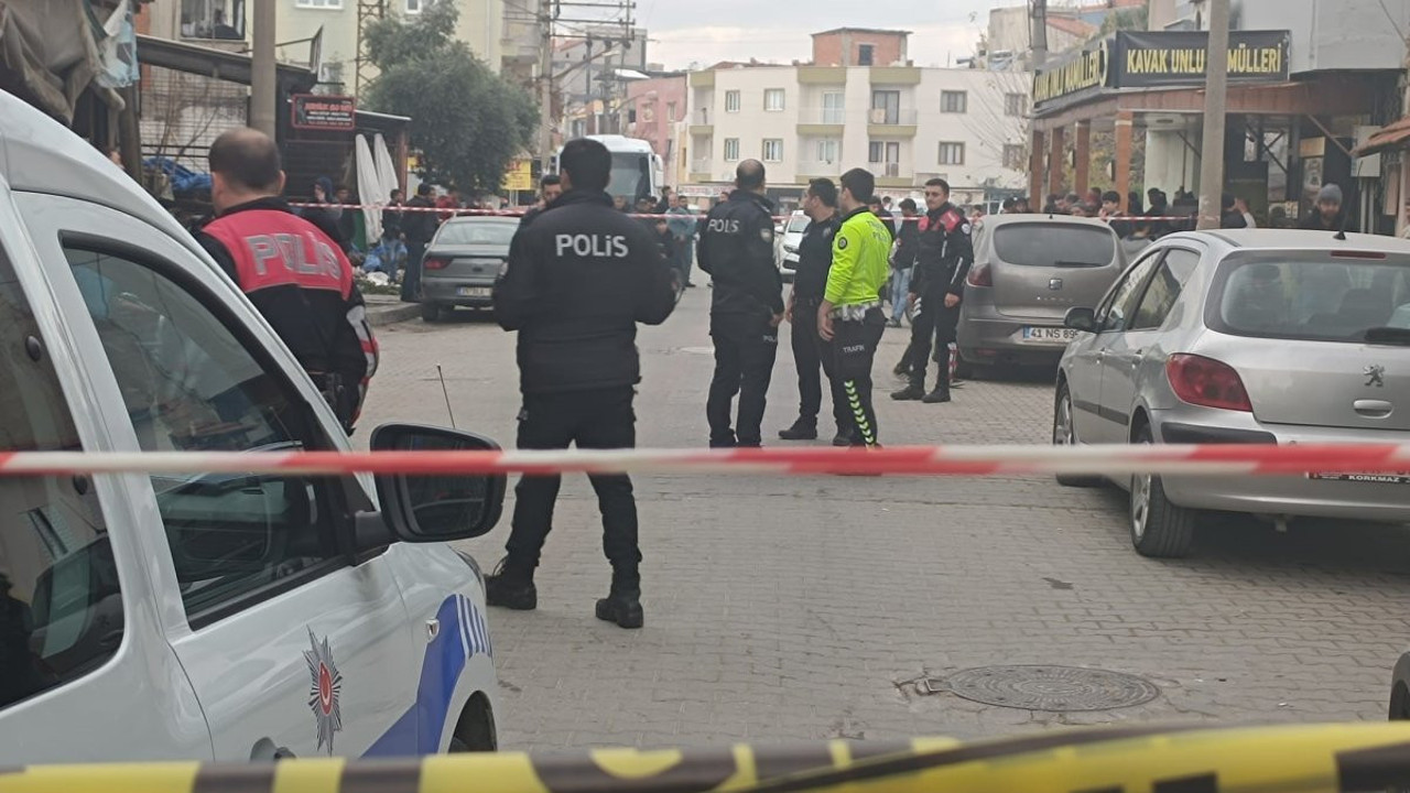 Manisa'da yoldan geçenlere kurşun yağdıran genç tutuklandı