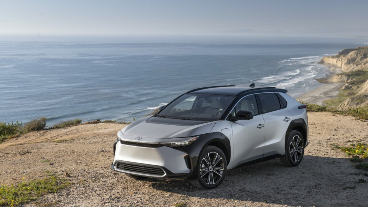 Toyota bZ4X'in ismi değişiyor