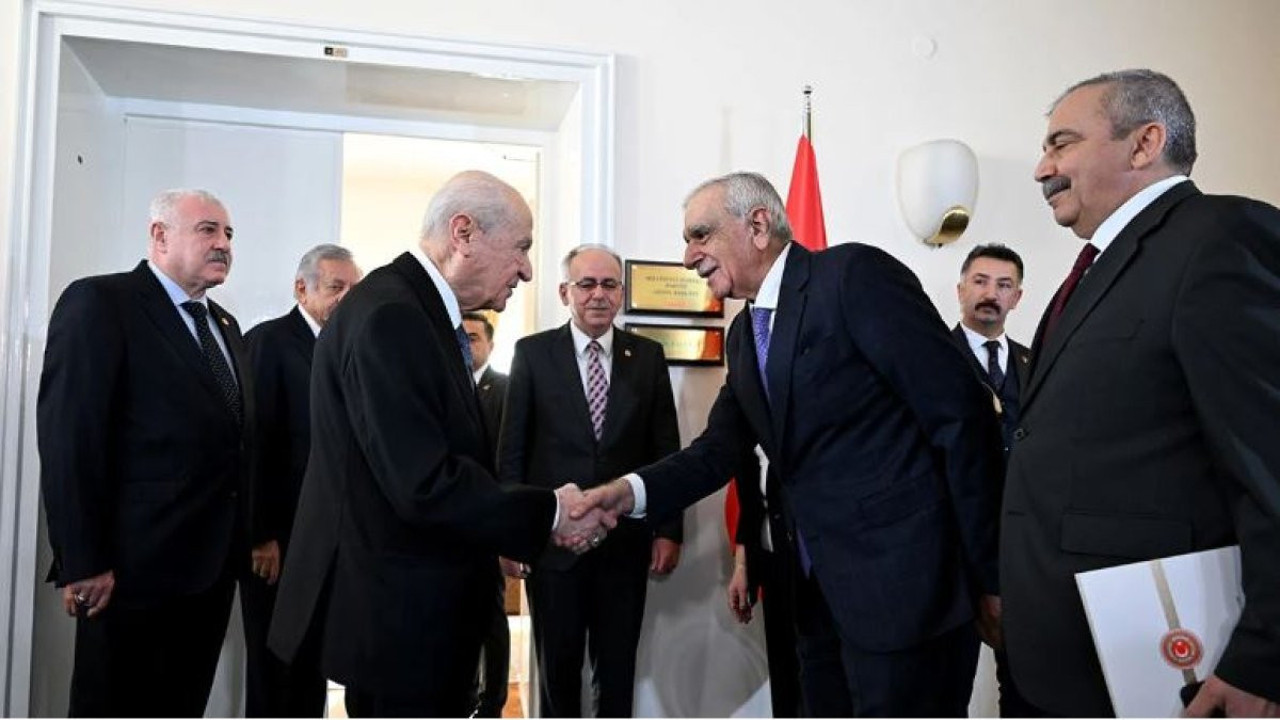 AKP’li Şamil Tayyar, iktidarın Ahmet Türk tutarsızlığını açıkladı