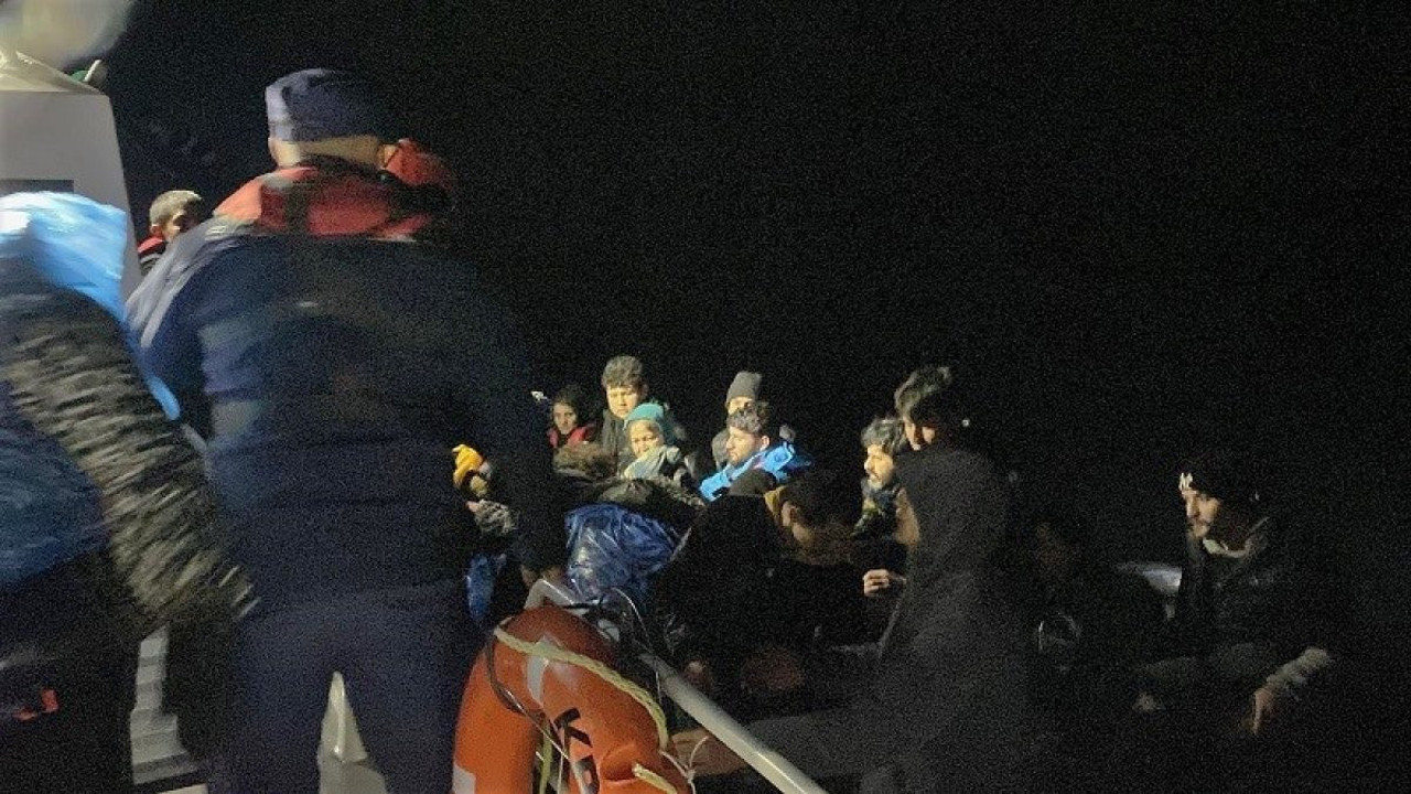 İzmir'de 45 kaçak göçmen yakalandı