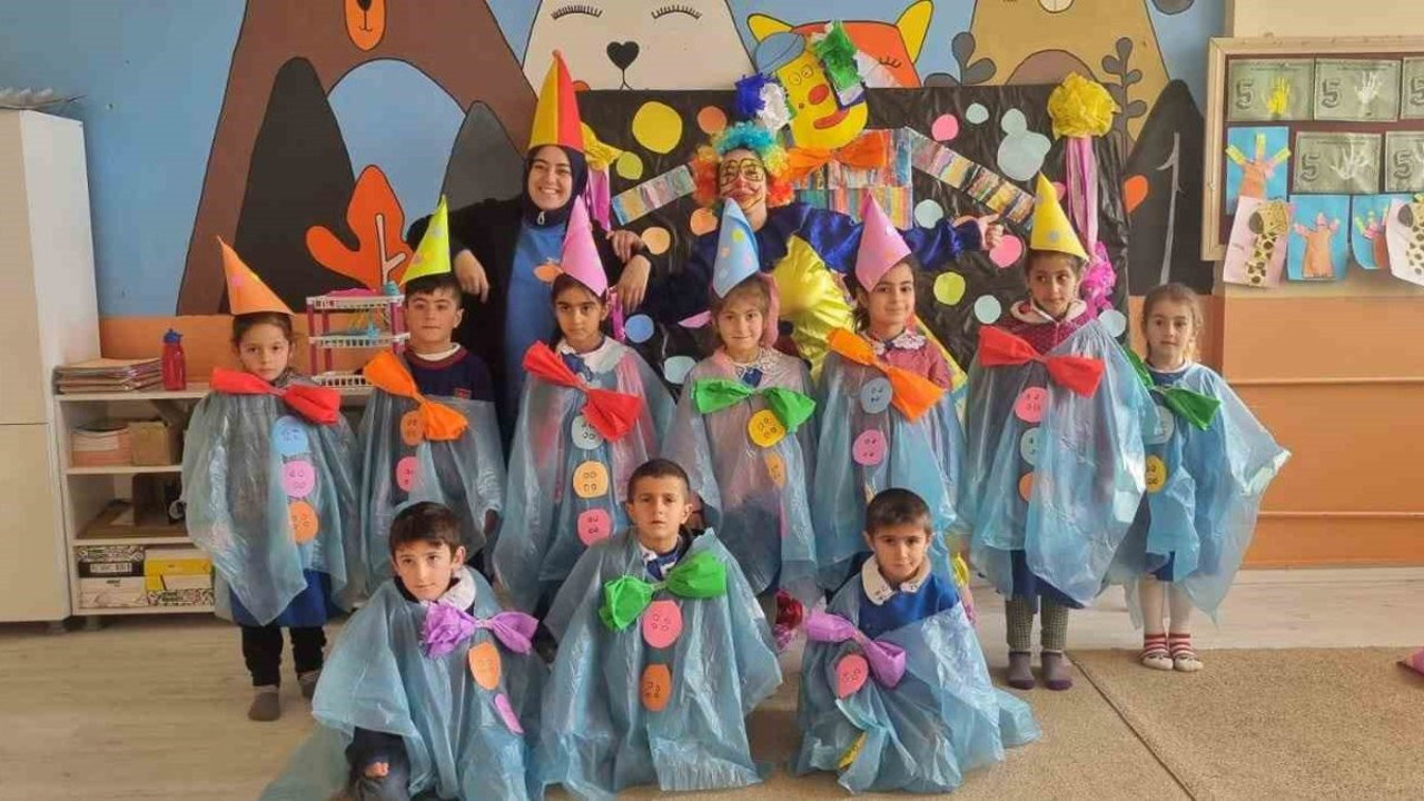 Diyadin'de ilkokul öğrencilerin palyoça keyfi