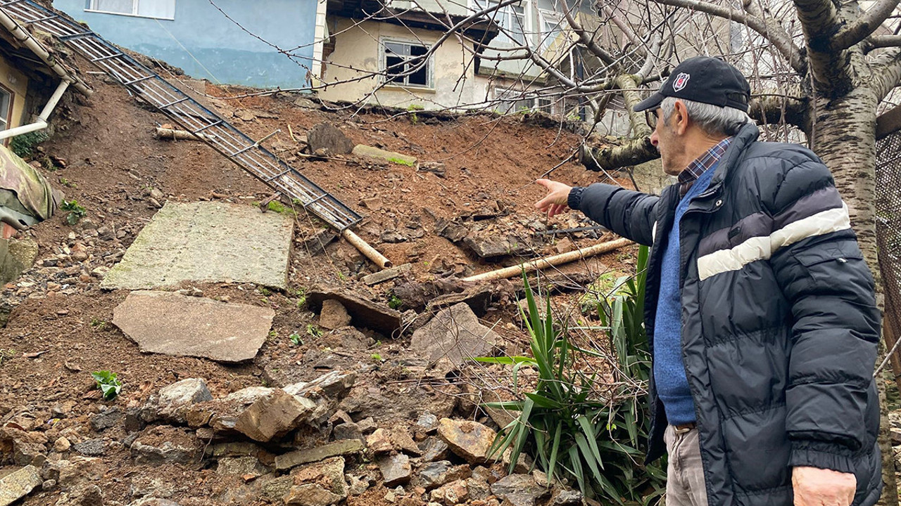Beykoz’da istinat duvarı büyük bir gürültü ile yıkıldı