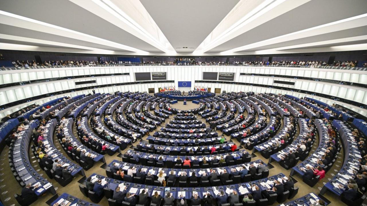 Avrupa Parlamentosu yarın yılın ilk oturumuyla açılıyor