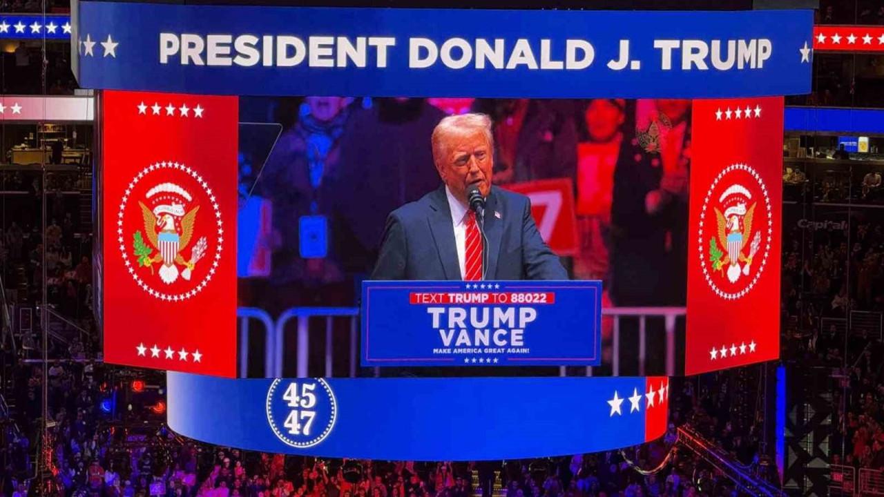 Trump’tan gövde gösterisi: Amerika’yı yeniden harika yapacağız