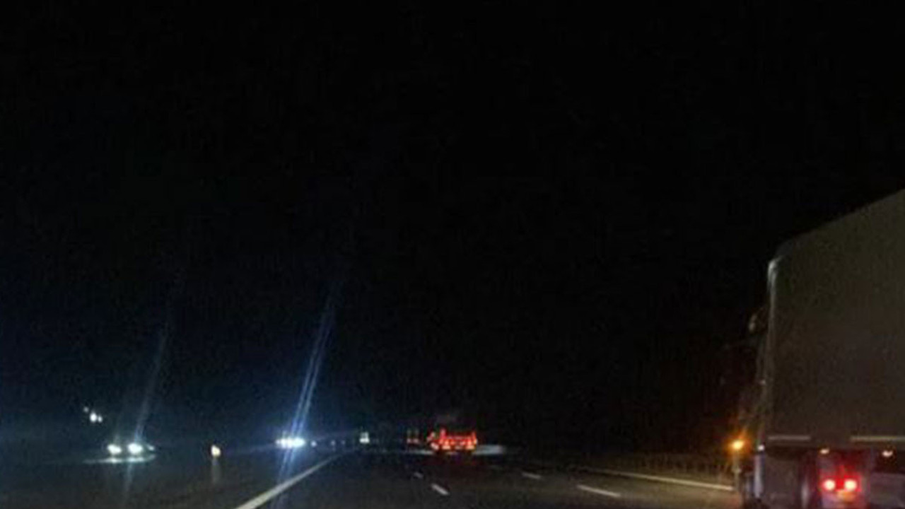 Ümit Özdağ Ankara’dan İstanbul’a konvoyla geliyor! Onlarca araç İstanbul’a geliyor