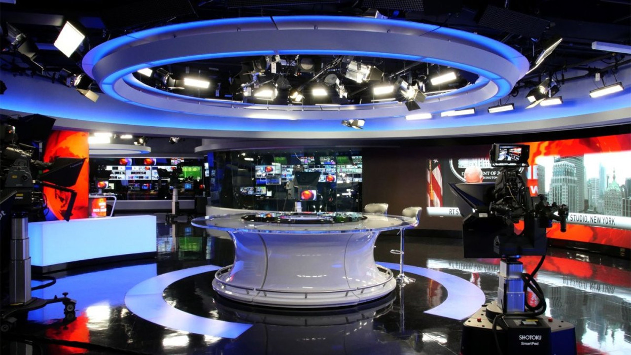 Medya devleri yüzlerce kişiyi işten atacak