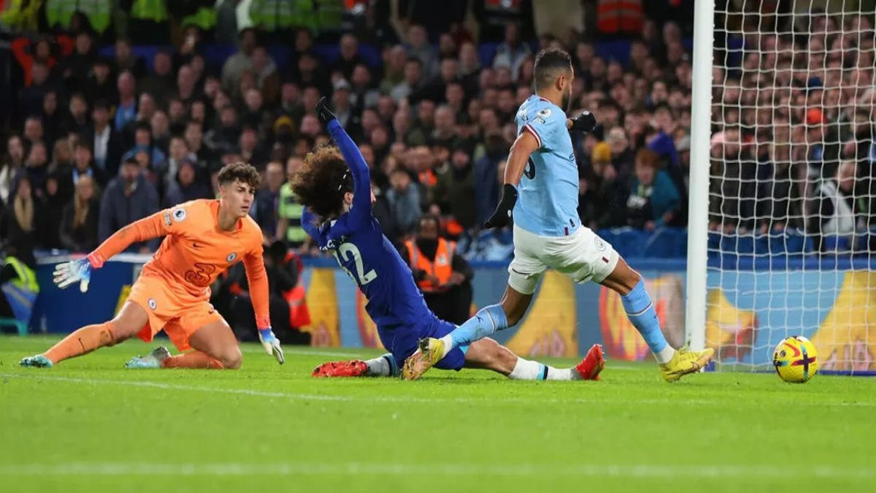 Manchester City kara bulutları dağıttı: Chelsea'yi 3-1 yendiler