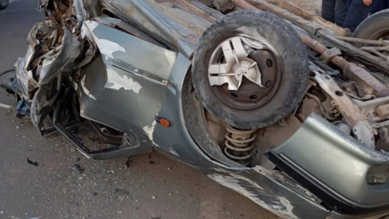 Gümüşhane'de iki otomobil çarpıştı! Yaralılar var