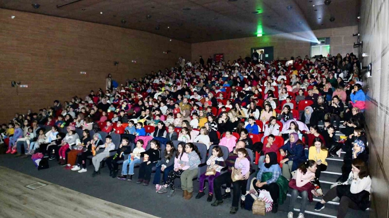 Altıeylül Yaryıl şenliklerine ilgi gördü