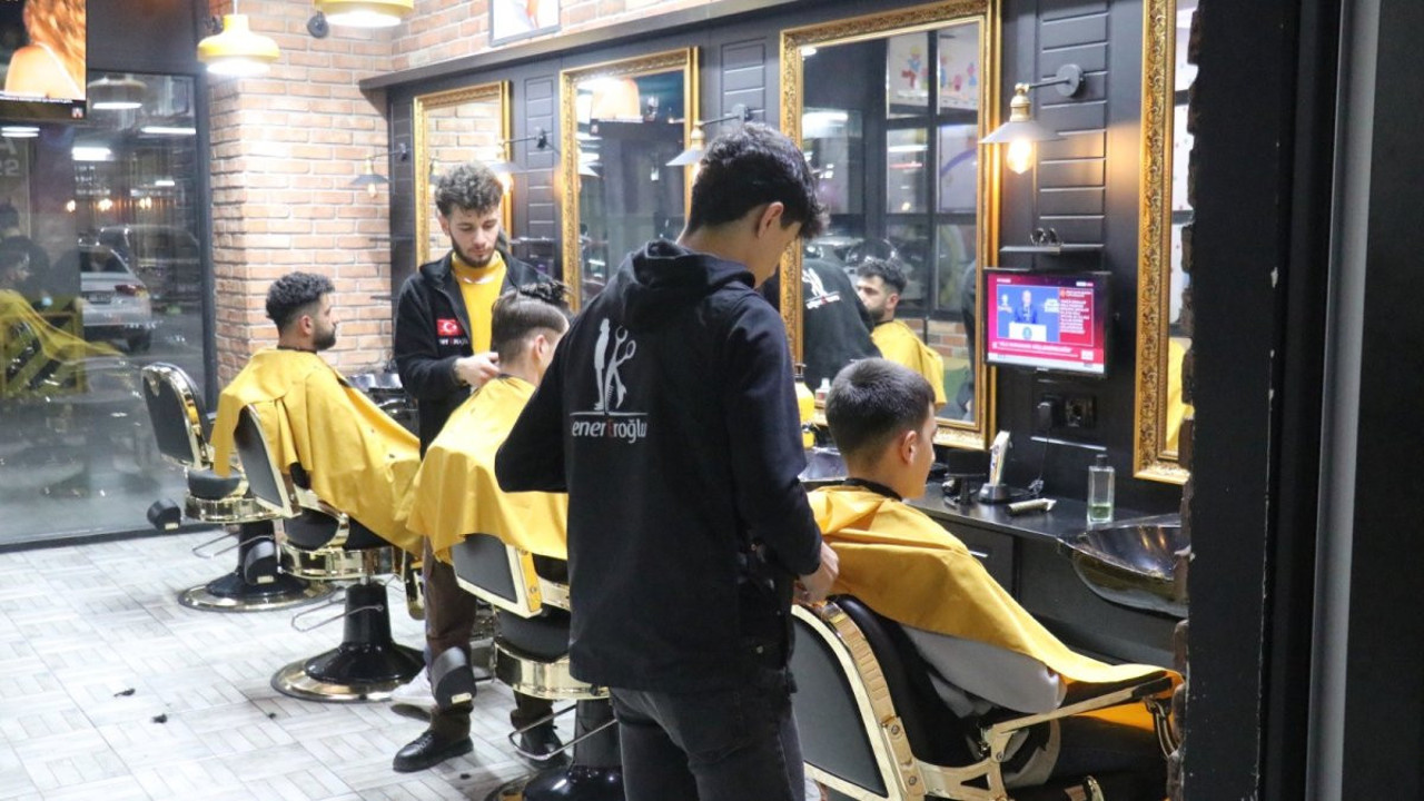 Kuaförler pazar günü açık olacak