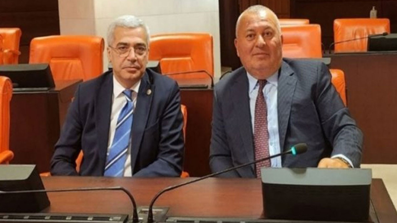 Cemal Enginyurt ve Salih Uzun CHP'ye katıldı! Salı günü rozet töreni yapılacak