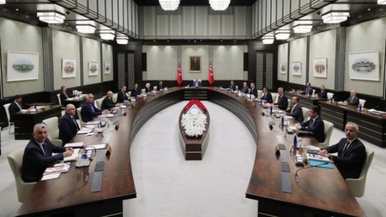 Cumhurbaşkanlığı Kabinesi Beştepe'de toplanıyor. Masada hangi konular var?