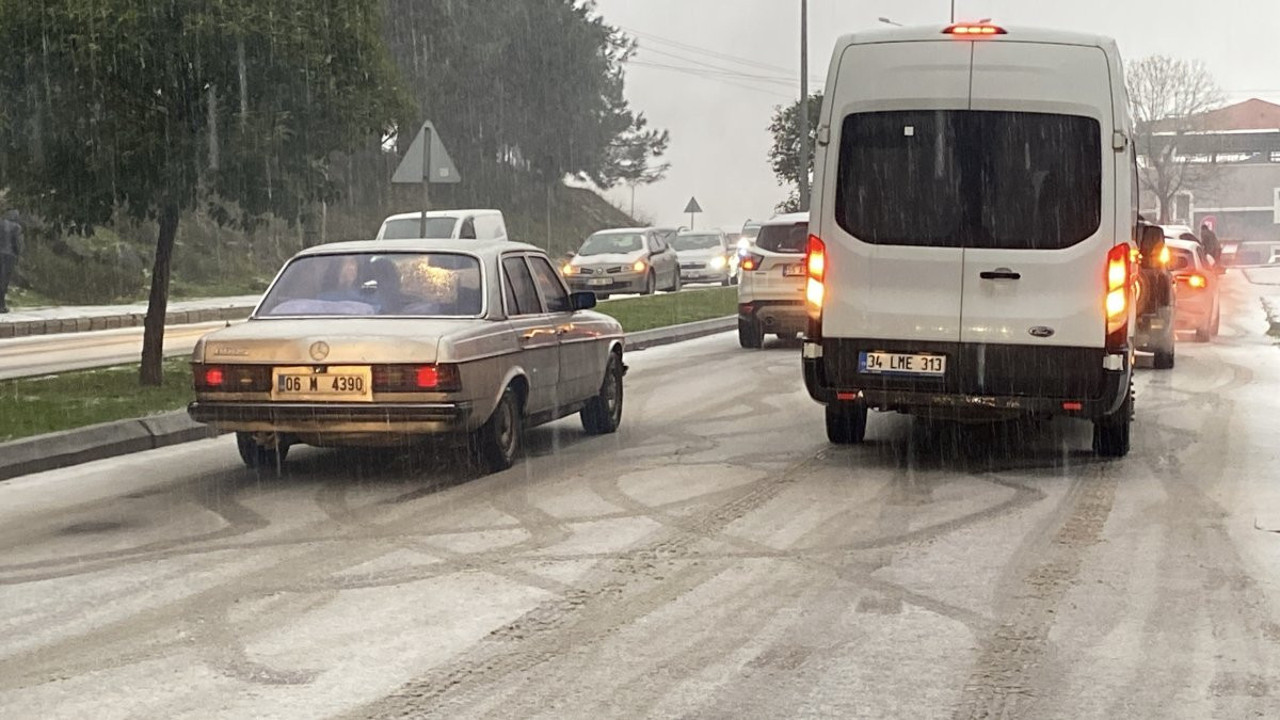 Samsun beyaza büründü