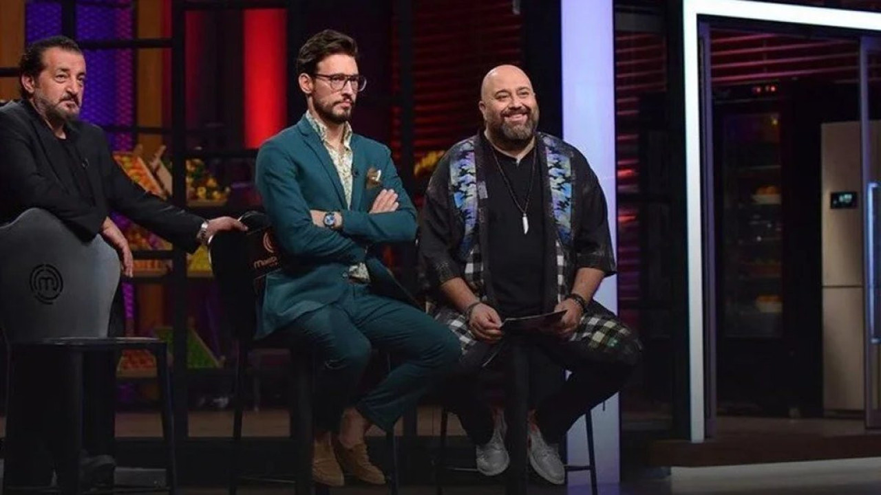 Ünlü şefin restoranındaki adisyon ücreti ağızları açık bıraktı: Bir bardak çay 85 TL