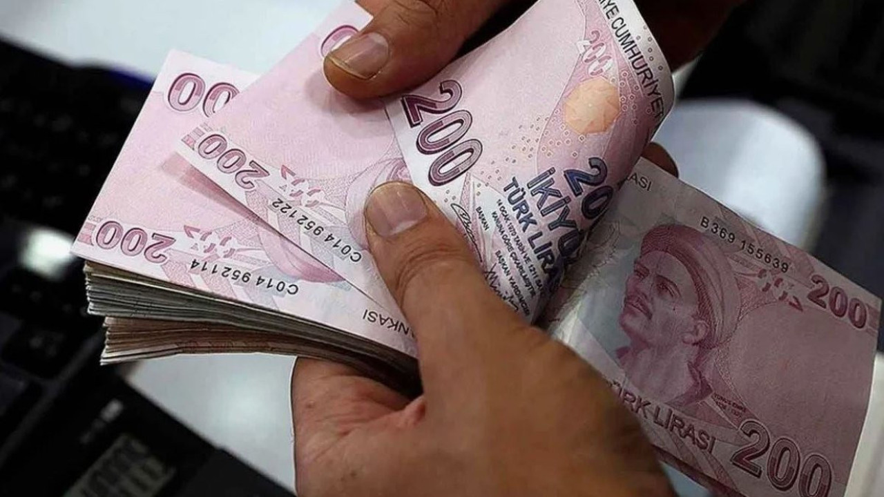 Belediyeden işçilere TÜİK'i çıldırtacak zam... İşçiler, elleri patlayana kadar alkışladı