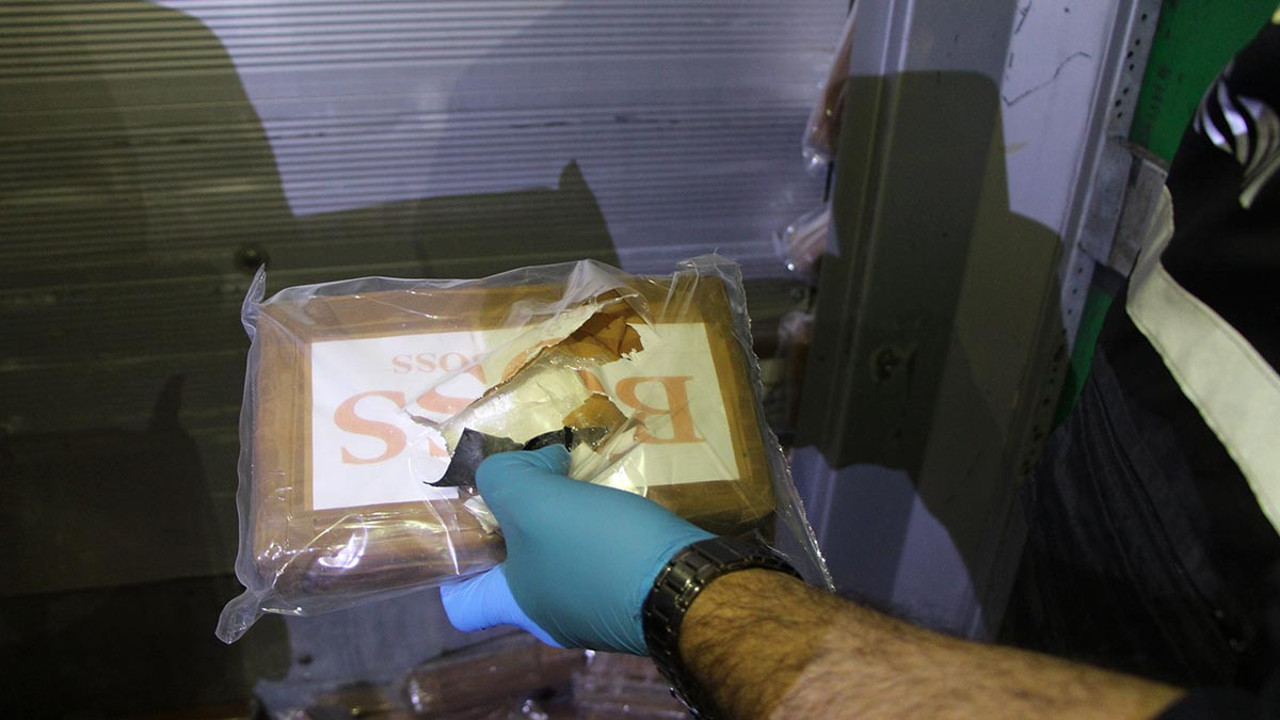 1 ton 177 kilo yakalandı! Zehir tacirlerinin inanılmaz yöntemleri bir bir deşifre oldu