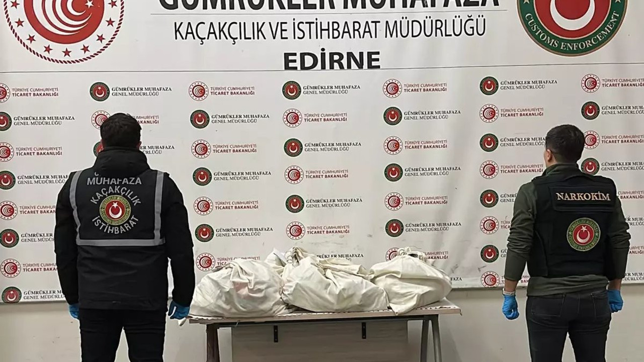 Kapıkule'de zehir tacirlerine dev operasyon! 67 kilo ele geçirildi