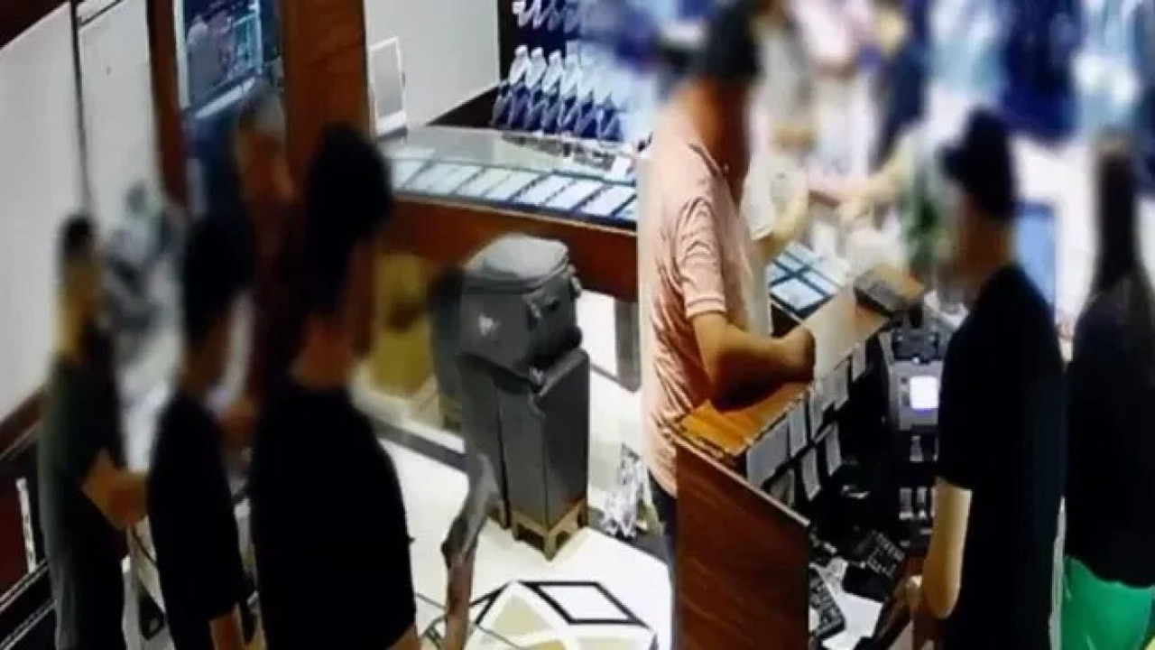 HAWALA çetesine dev operasyon! Çuvallardan çıkan paralar dudak uçuklattı