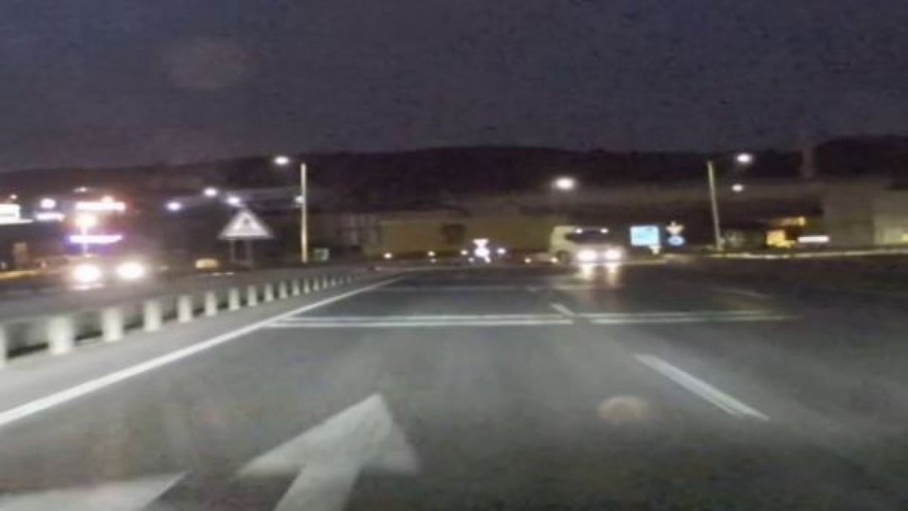 Ters yöne giren tır faciaya davetiye çıkardı